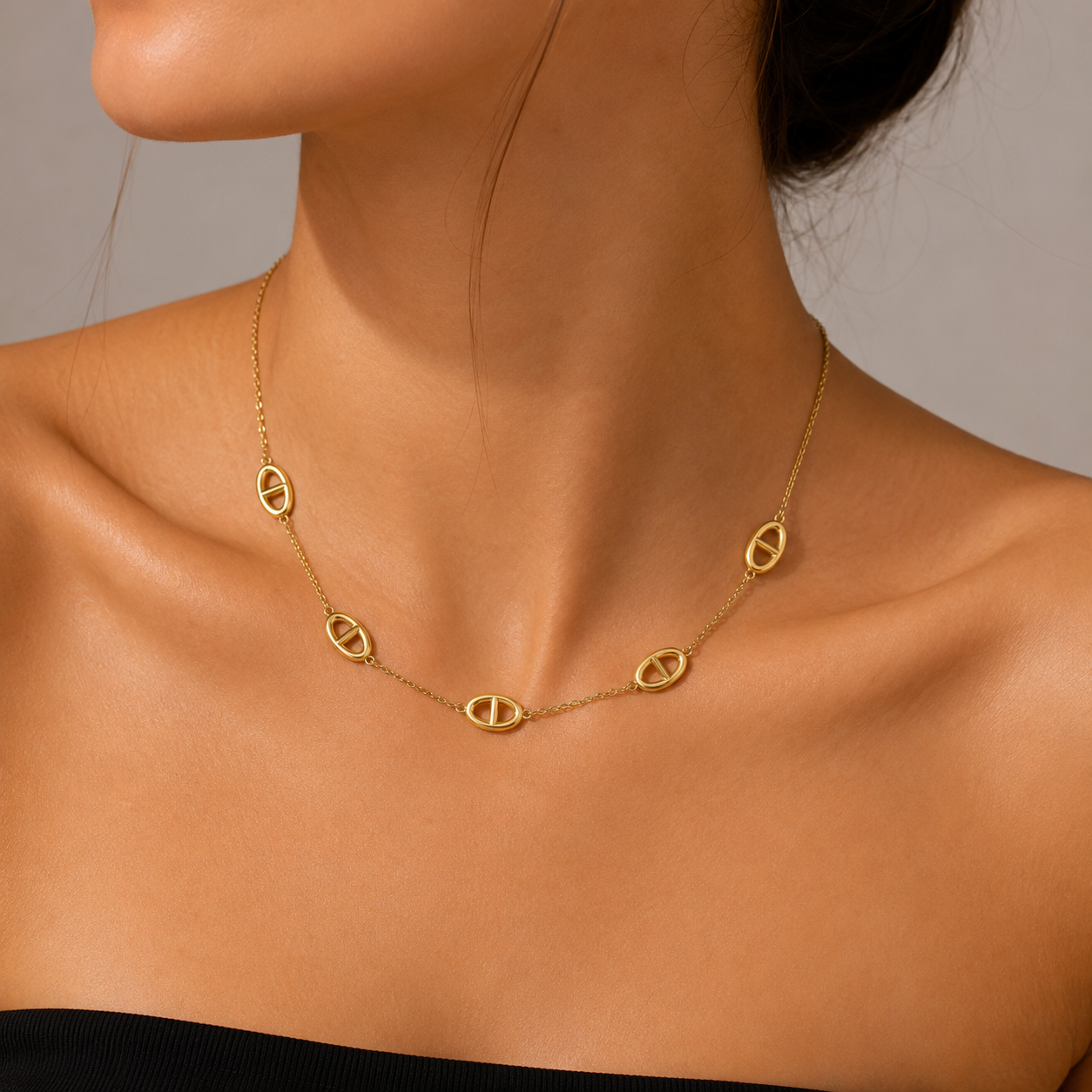 COLLIER MALYCIA